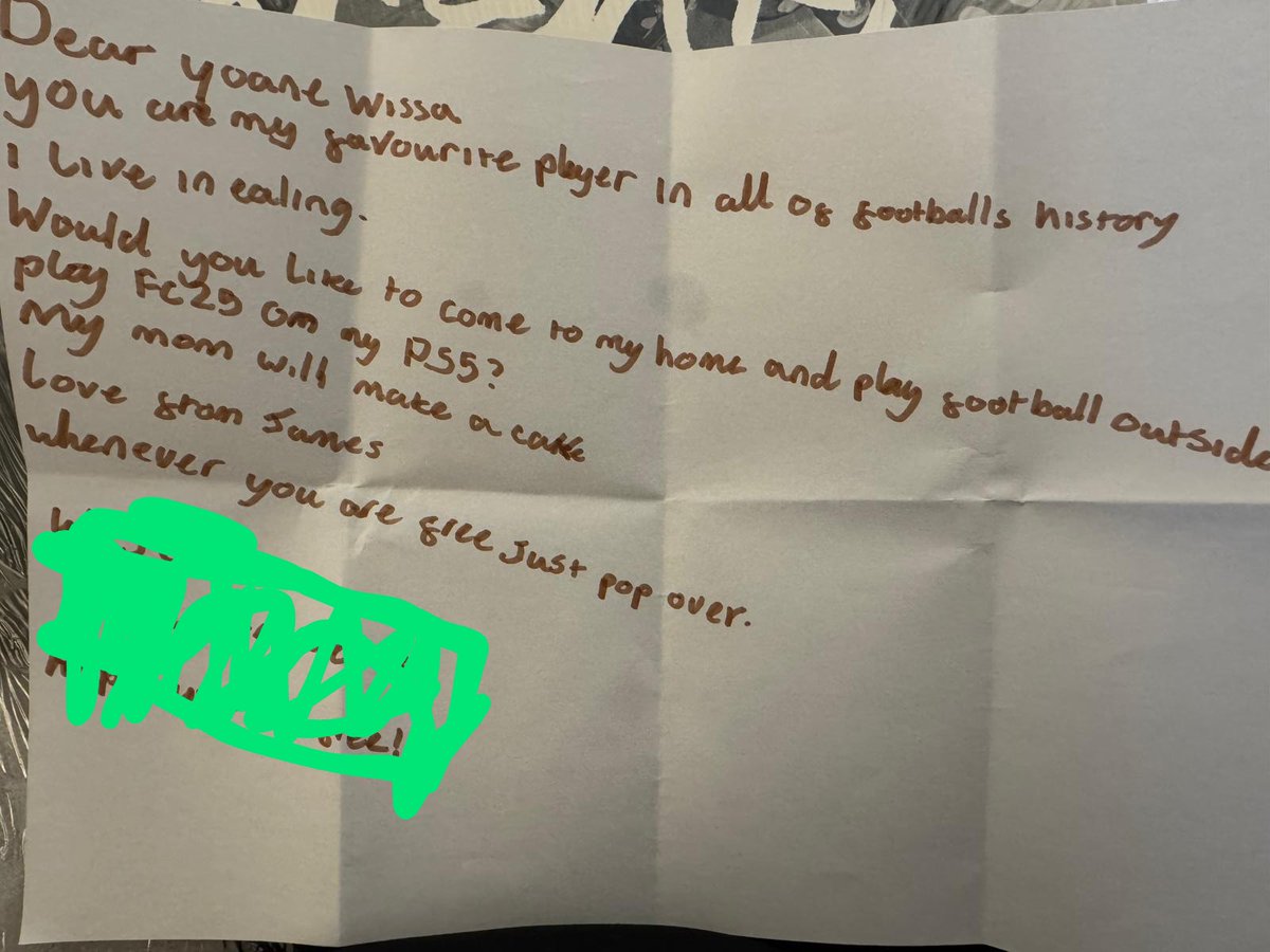 ChillandBill1's tweet photo. My nephew just wrote this letter for Yoane Wissa. "Whenever you are free just pop over" 🤣🤣🤣🤣🤣🤣

He's supposed to be supporting #pompey like his Dad and I.

I need to have a word with him about his handwriting (and his team).

@BrentfordFC https://t.co/eYRLTzyrmM