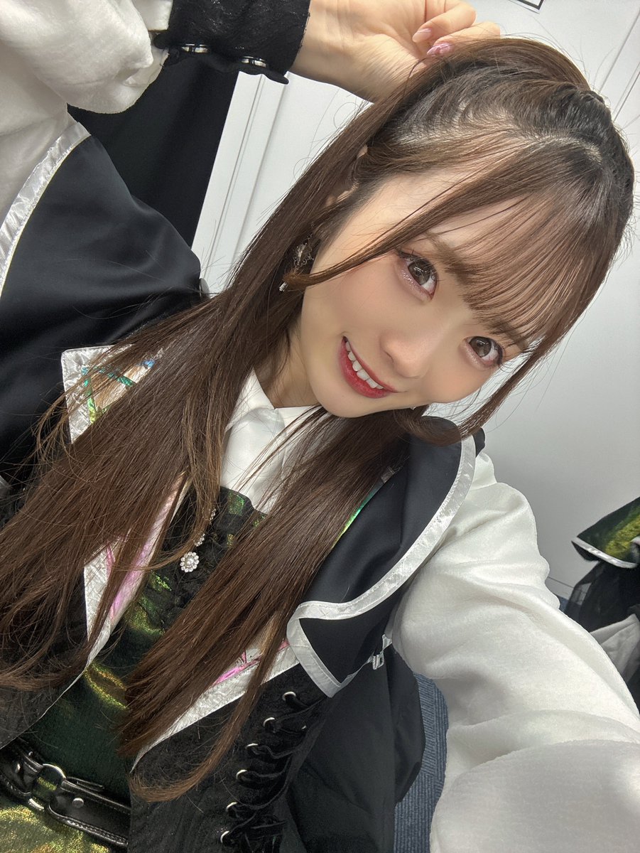 momo_karatea's tweet photo. 高めハーフアップ⤴️💕 https://t.co/6E39fDiUg1