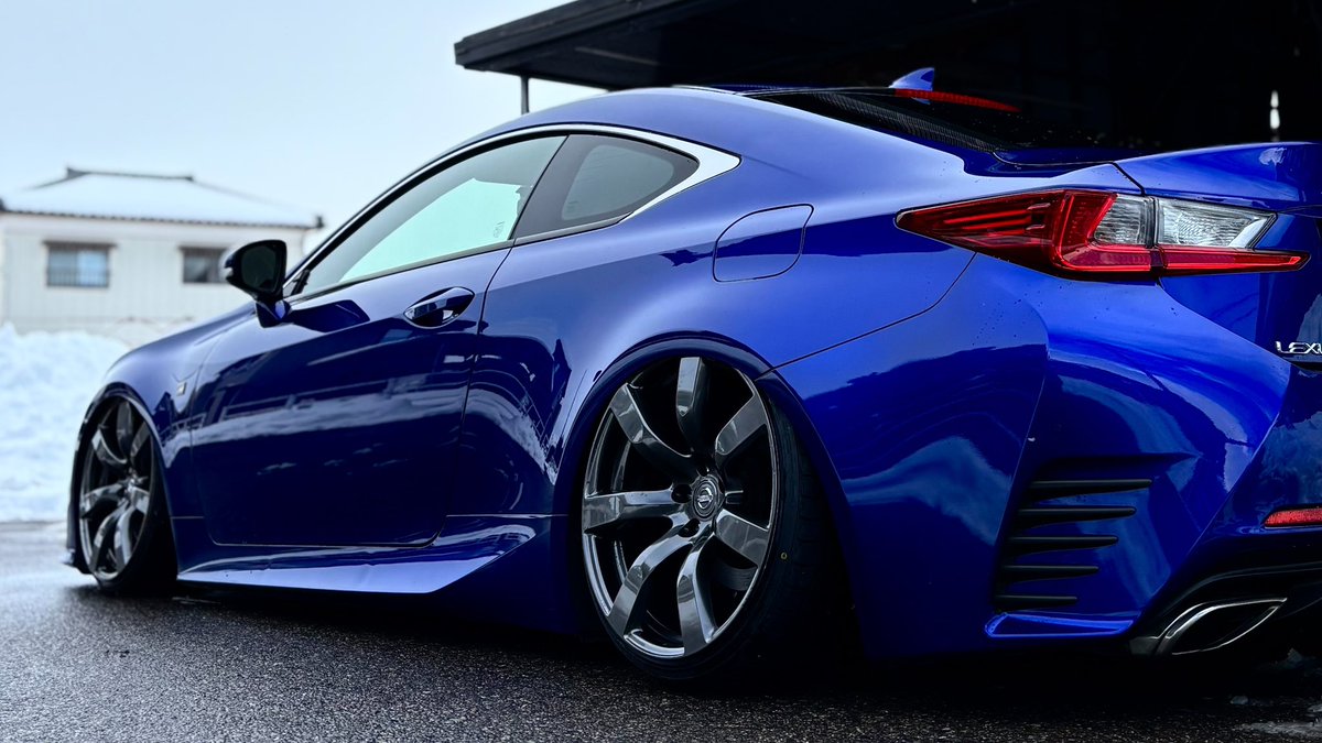 takeRC_ASC10's tweet photo. 改めて仕様変更しました！！！

LEXUS RC Fsport

・AIRMEXTエアサス
・R35GTR純正ホイール 20inch
F 9.5j +45 R 10.5j+25

リア理想のツラ出たから超満足！ https://t.co/NCEAiwMNie