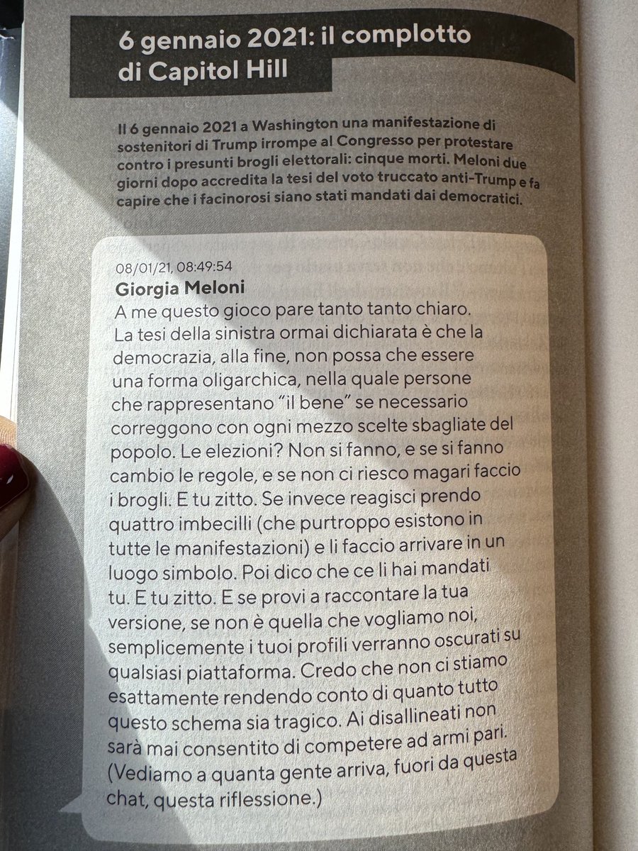 Capitol Hill? Un complotto contro Trump. 
La democrazia come oligarchia. 

Meloni ai suoi. Da Fratelli di chat, di Giacomo Salvini.