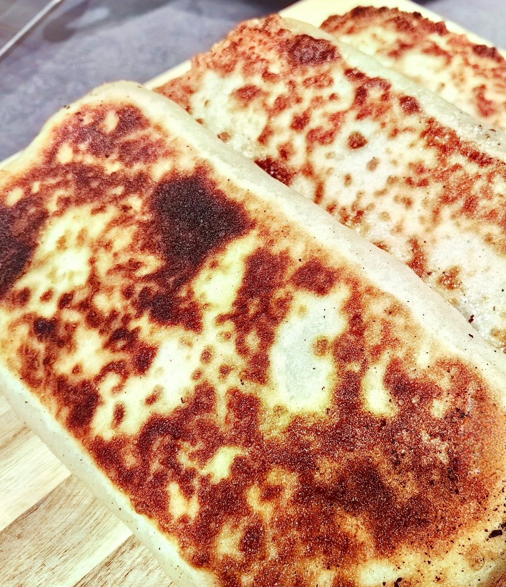 Yuli62375300's tweet photo. Meat pie https://t.co/o9dNgw2JWo