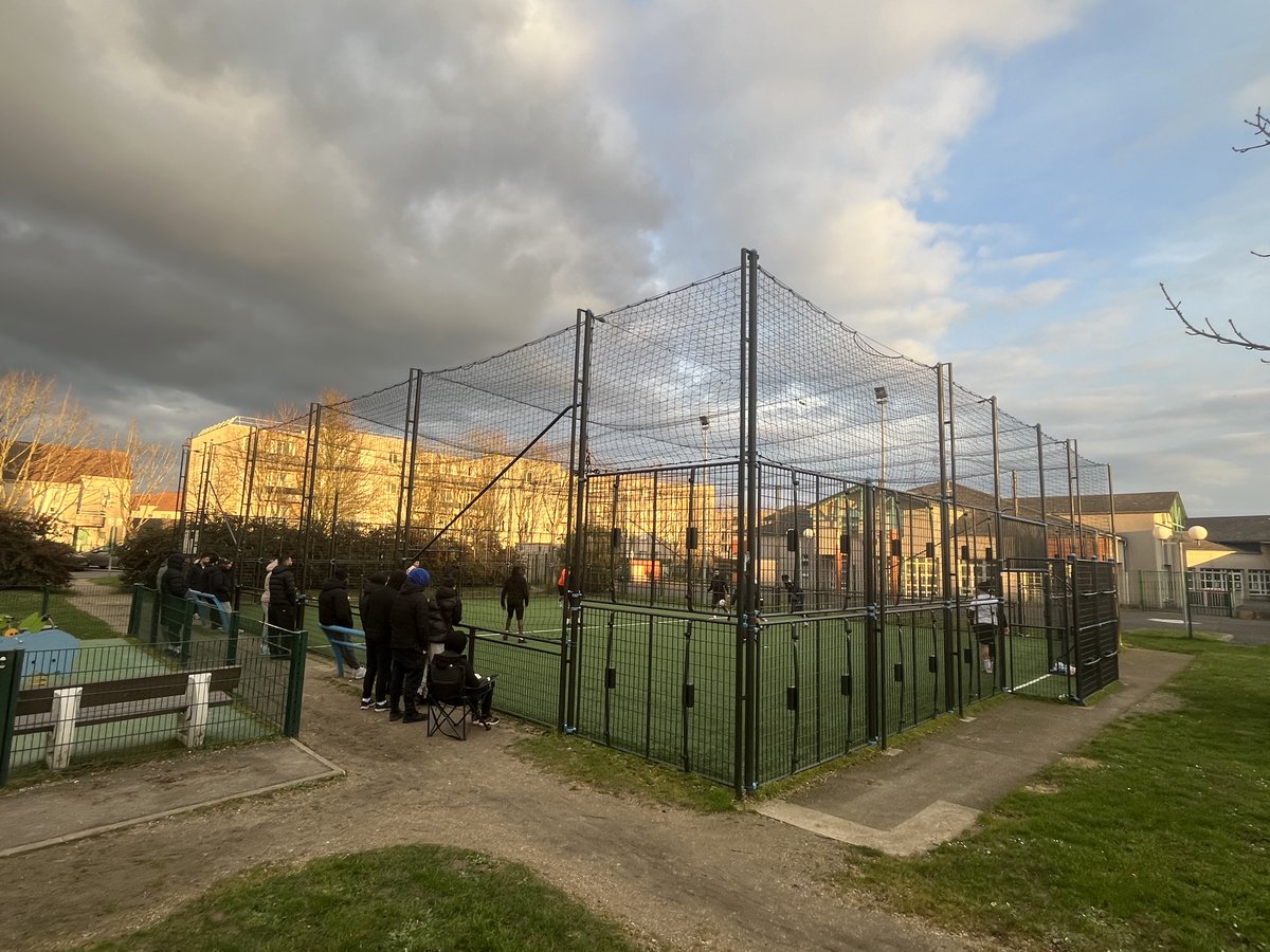 a villepinte, dove è germogliato il bomber #KoloMuani  <a href="/juventusfc/">JuventusFC</a> (<a href="/Gazzetta_it/">La Gazzetta dello Sport</a>) 

gazzetta.it/Calcio/Serie-A…