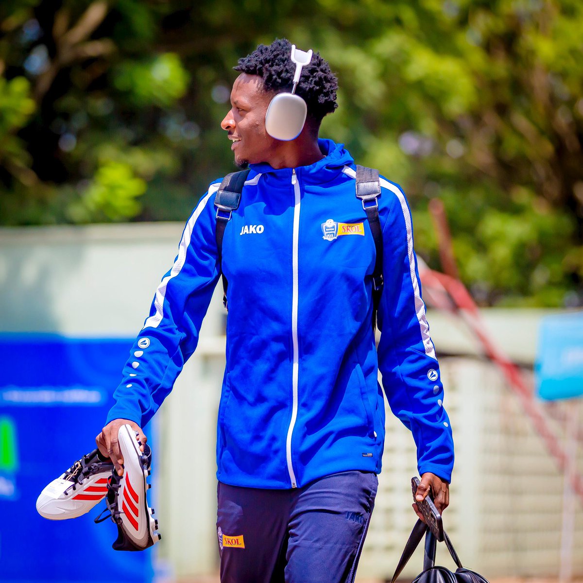 rayon_sports's tweet photo. #RPL #RAYMFC #ROAD2GLORY
Our boys have arrived at Kigali Pele Stadium for the game against Musanze FC!
Pull up, y’all!
We are #Gikundiro https://t.co/kHQ5paFiIx