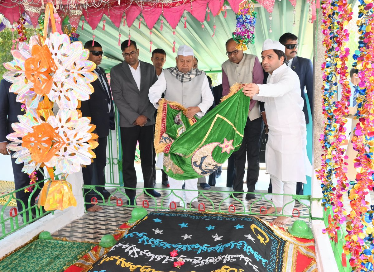 Nitish Kumar tweet media