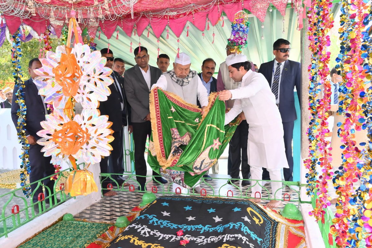 Nitish Kumar tweet media