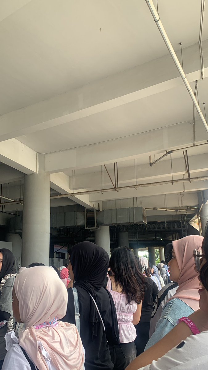 antri masuk sc :((