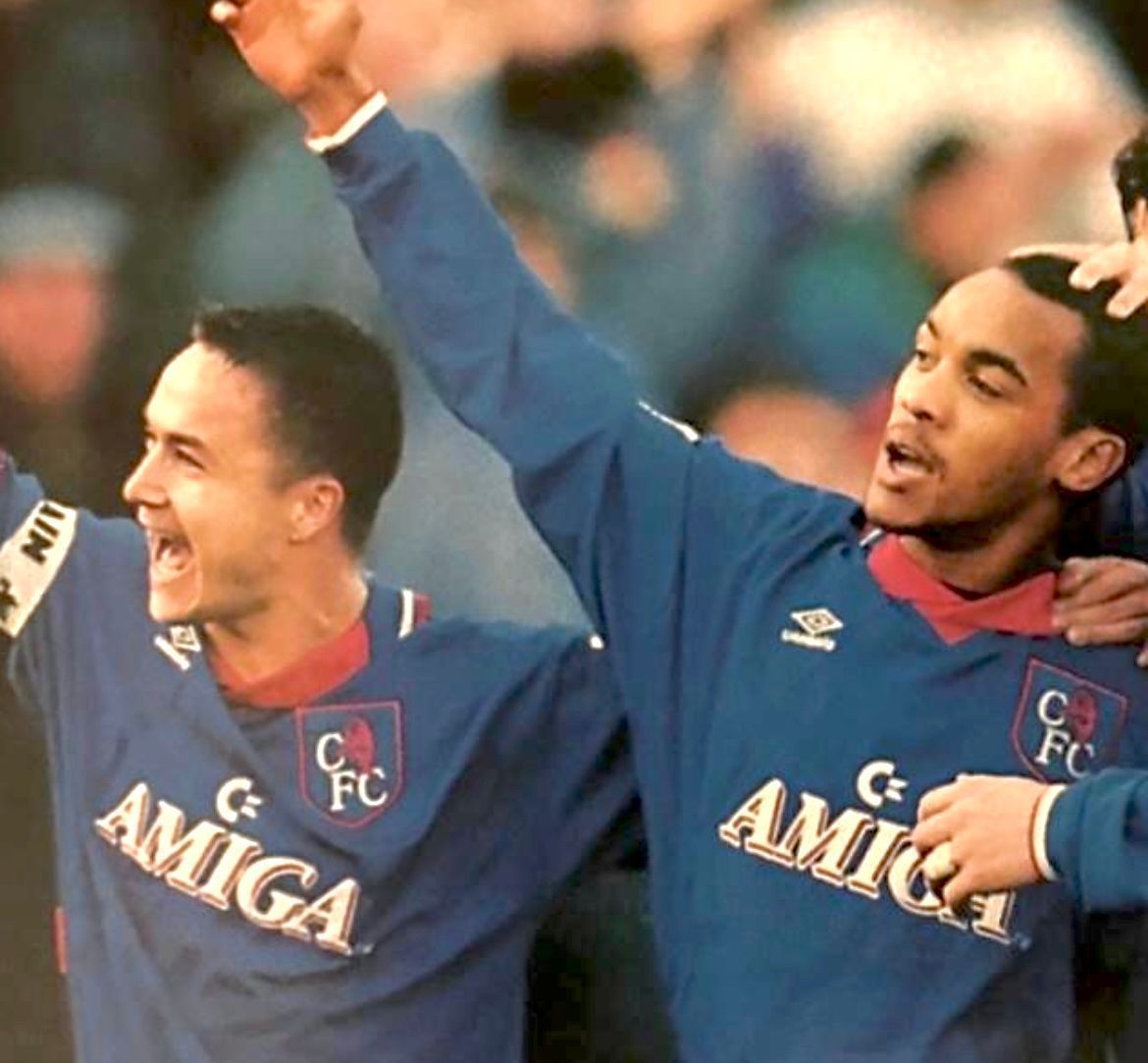 chriswrightzz's tweet photo. CHELSEA REWIND: Supporters don’t expect their team to win every week or win trophies every season. 

Some of the Chelsea teams of the 80’s &amp; 90’s that struggled at times had undeniable fight &amp; desire for the club &amp; wore the shirt with pride. That’s what supporters want to feel. https://t.co/WbEDqRtUcf