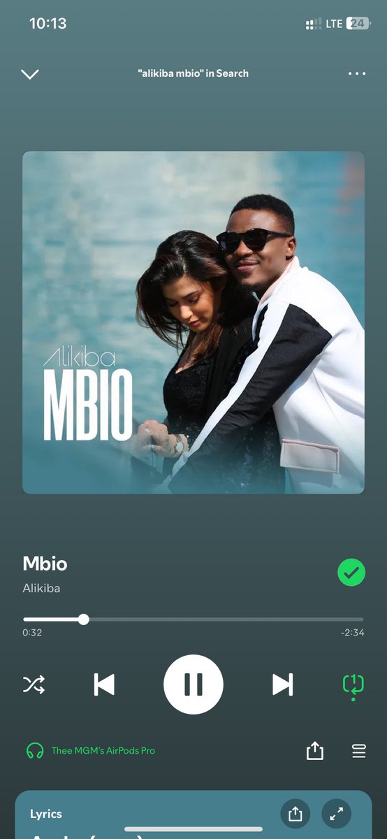 A complete love song, if you ask me.

Ali Kiba kwa love songs, yupo dunia yake mwenyewe, if you ask me.

Chukua maua yako masta <a href="/OfficialAliKiba/">Alikiba</a>