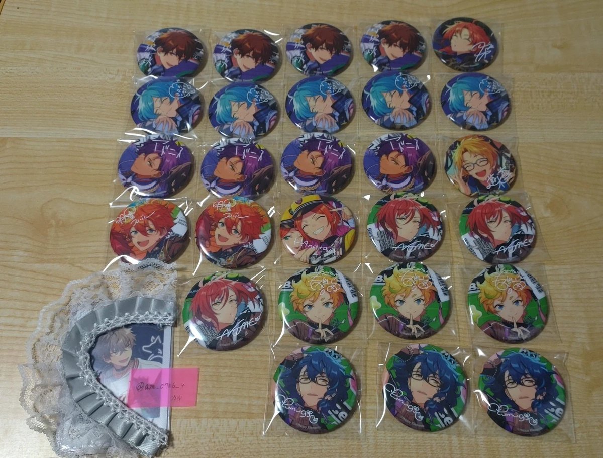 【交換 買取 譲渡】あんスタ gracolle CANBA!! ALBUM SERIES “TRIP”-B
缶バッジ 交換

求▶︎同種晃牙
譲▶千秋 レオ 奏汰 アドニス 真 スバル 夏目 宙 つむぎ ひなた

1点から◎
郵送希望

検索からもお気軽にお声がけ下さい🙇‍♀️