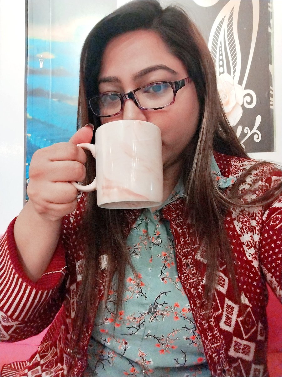 Isponthaurmi9's tweet image. Lunch goals unlocked: Jambu Burger + Meat Box = Pure Satisfaction
.
.
#lunchgoals #jambuburger #meatbox #FoodieDelights #SatisfyYourCravings #foodlovers #BurgerTime #meatygoodness #foodstagram #TastyBites #DeliciousEats #lunchtimevibes #FoodieFavorites #yummyliciousfood