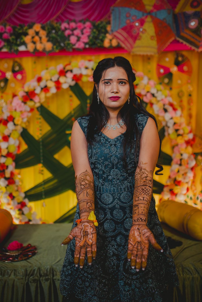 socialist_seema's tweet photo. Mehandi 💚
18-01-2025
Love in my hands ❤️ 🥹 beautiful memories 🧿
#memories #mehandi #mehandinight #beautifulmemories #couplegoals #goals #mehandifunction #outfitideas
#traditional #bride #indianbride #brideandgroom #bridetobe #bridalmakeup #mehndioutfits #mehndiceremony https://t.co/41mPD4Ntg9