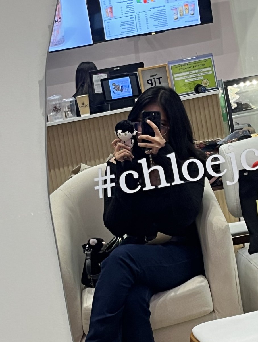choi7O7's tweet photo. attended my first lads cse #LusciousWarmthCSE https://t.co/v8wNzBsOJI