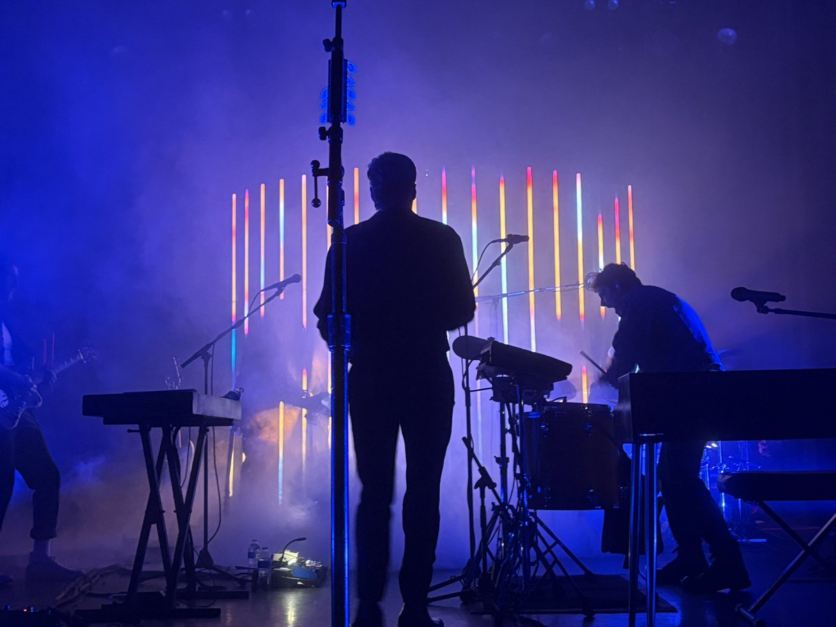 Fosterfan777's tweet photo. @fosterthepeople What an incredible week! You filled my heart with so much joy and healed my soul of a lot of 7 year old wounds. I couldn’t be more proud to love this band. Thank you for everything, you have my heart forever. ❤️ https://t.co/efFmiTtP5v