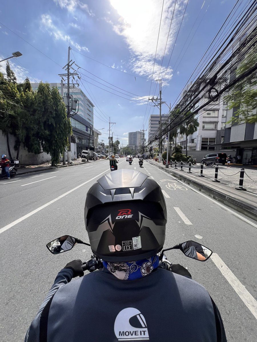 neolurker13's tweet photo. shoutout kay kuyang moveit rider na ang bango at ganda ng katawan π₯°π₯΅π΅ #alter #alterqc #alterph #ridersph https://t.co/wo5mN5nRFg