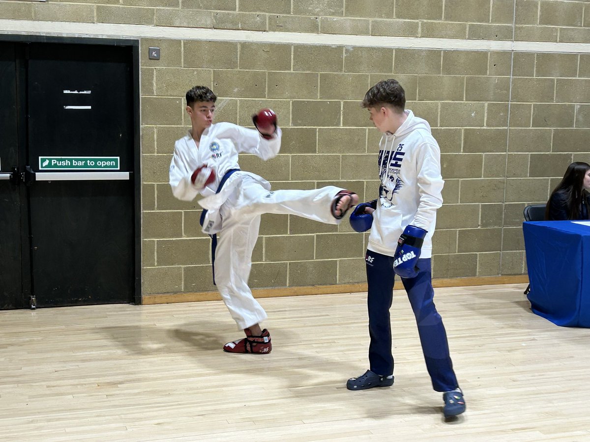 TerryH77169's tweet photo. Gold medal in frustration for Ollie yesterday at The ITF England National Championship in Haywards Heath as concussion protocol post Dutch Open prevented him from competing but he managed to get the gloves on to help warm up some Squad teammates! Roll on Warrior Open in March! https://t.co/qI2zECHRg1