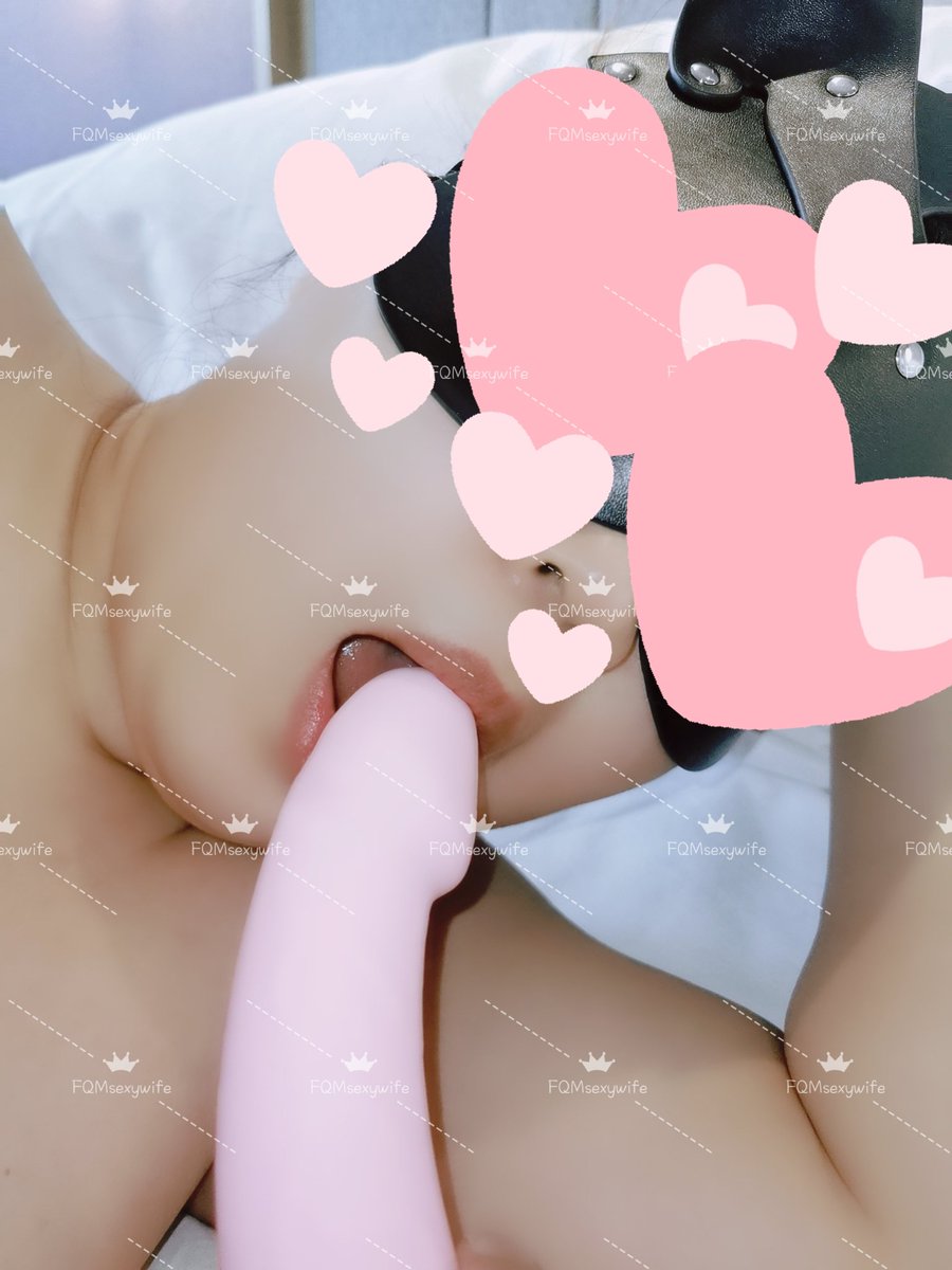 懒得写文案了。喜欢的话你也可以来抓一下老婆的大奶子，体验一下把你的大肉棒放到她的小嘴里是什么感觉…… https://t.co/xRDc5bY9v3