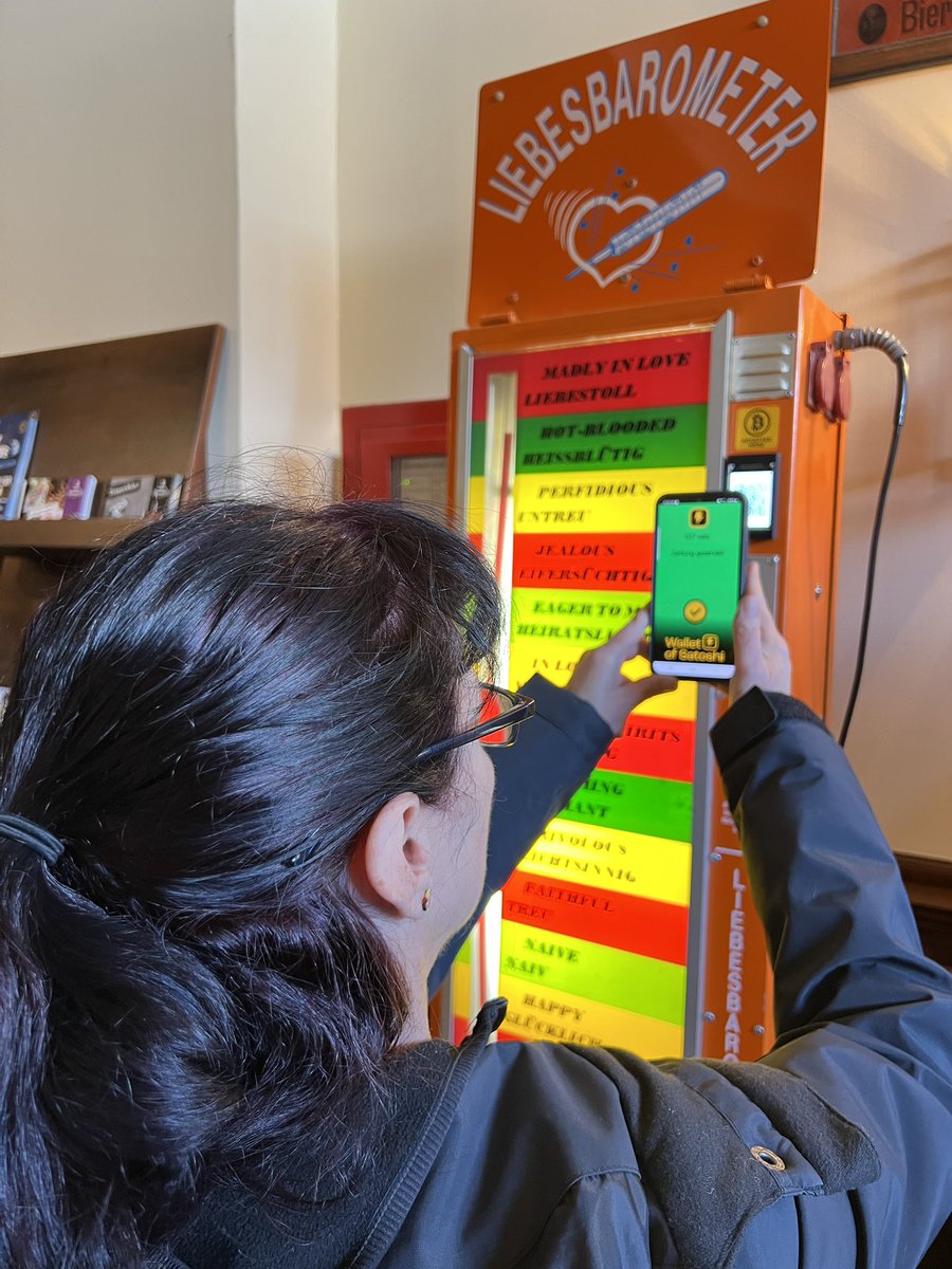 #Bitcoinentdecken gestern im Bierstindl Innsbruck war ein voller Erfolg.
Viele neue Gesichter, super Fragen &amp; Gespräche - diesen Aktionstag sollten wir wiederholen.

Danke allen, die beigetragen haben.
Hier der Link zu den Slides und einige Fotos.

picdrop.com/eventation/Swz…