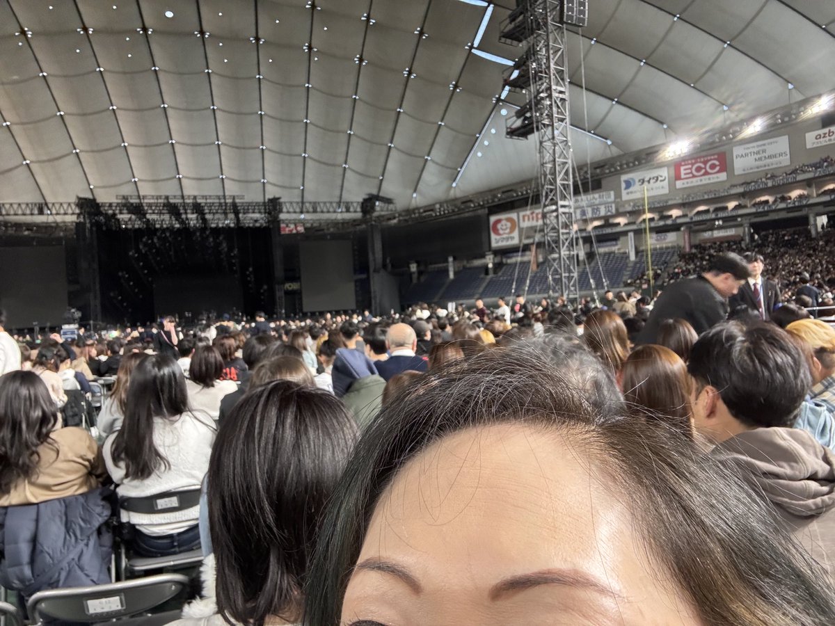 eleg_1's tweet photo. MAROON5✨きました、arena🙋‍♀️ https://t.co/kRVeEmS8wR