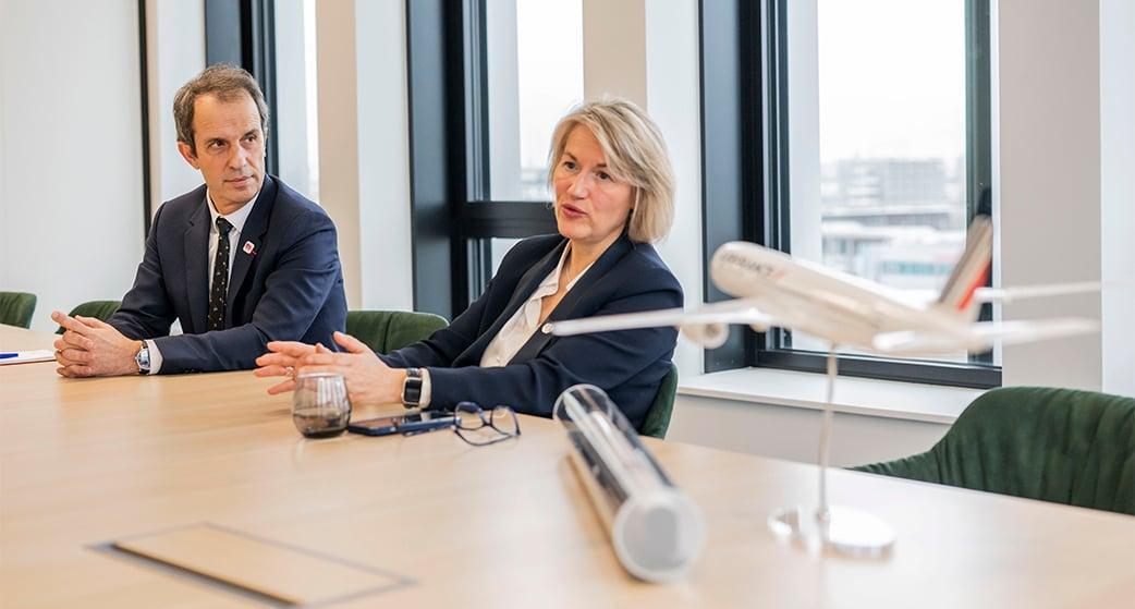 Anne Rigail, DG d’Air France, et Christophe Fanichet, PDG de SNCF Voyageurs : « Ouigo sera inclus dans notre offre combinée » latribune.fr/la-tribune-dim…