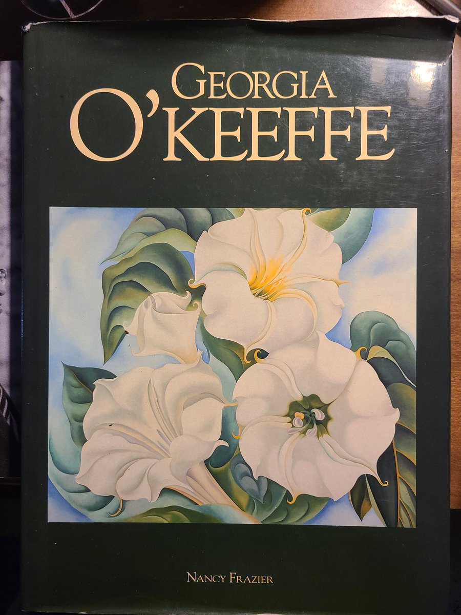 vandul's tweet image. #eeoo Putting my foot down we need more Georgia O Keefe Posts #GeorgiaOKeefe #georgiaokeeffe