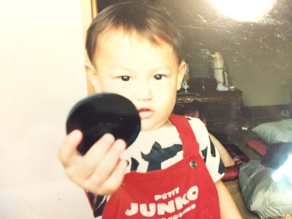 今日36歳になりました。親父と母さんに感謝の気持ちを忘れずに親孝行していきたいと思います。少しでも親父のような男になれるように頑張ります。