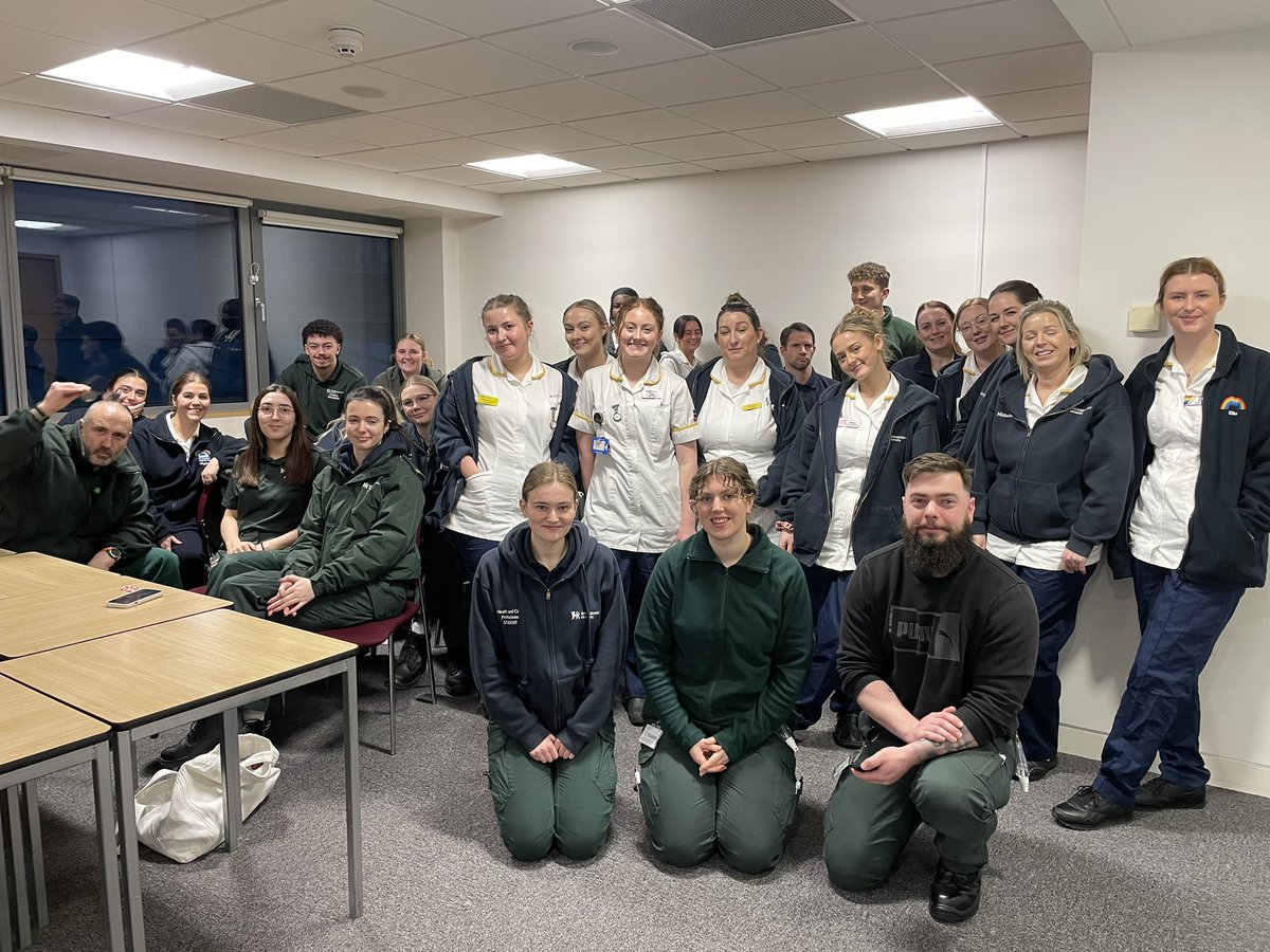 BCUMidwives's tweet photo. BCU student midwives and paramedics learning together about community obstetric emergencies to enhance safe maternity care #team-working #skills #civility #IPL https://t.co/5BgvK7a2O1