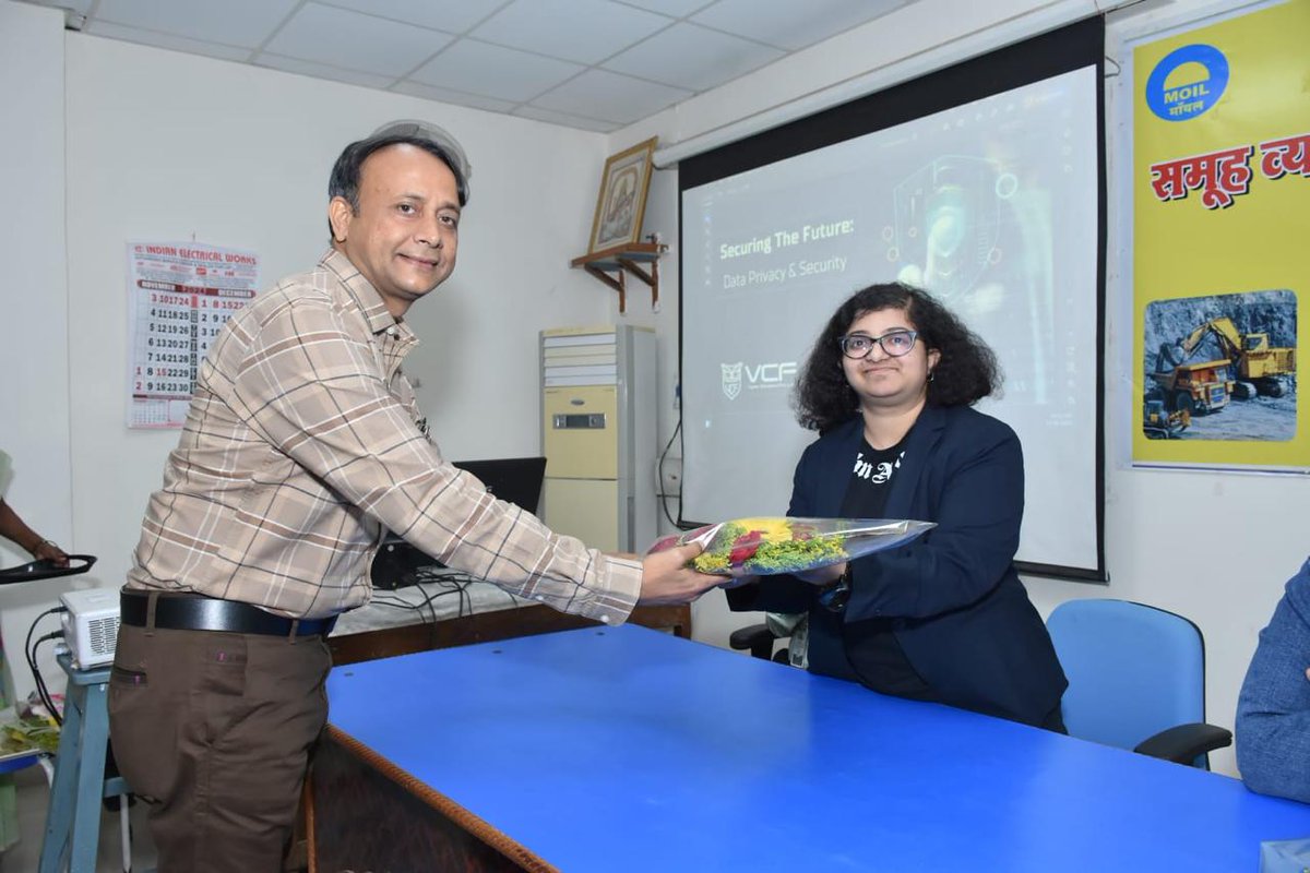 VCFCyberSec's tweet photo. 🚨We had an incredible session at our recent seminar for the esteemed audience of MOIL LIMITED where our experts Isha Mujumdar and Atharv Deshpande shared insights on safeguarding data! 🔐🌐

#dataprivacy #cybersecurity #privacymatters #securedata #dataprotection #techinnovation https://t.co/jFqBm71ABP
