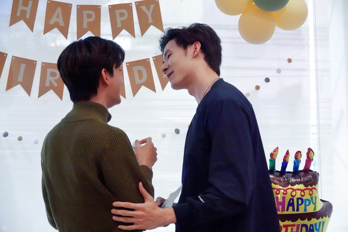 YYan9538's tweet photo. 🥳🥳🥳🥳🥳🥳🥳🥳🥳🥳

#PARK21STBDFANGREETING 
#ParkAnantadej #atdpark
#HeadlinerTHArtist https://t.co/5OQdYzmA2C