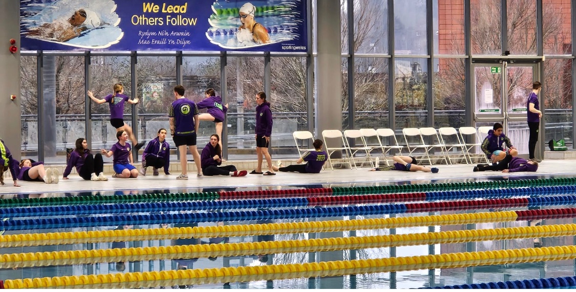 RCTSwimSquad's tweet photo. #Day2 #landwarmup #stretching #musclestretching #prewarmupwarmup https://t.co/9tqjHxyXVR