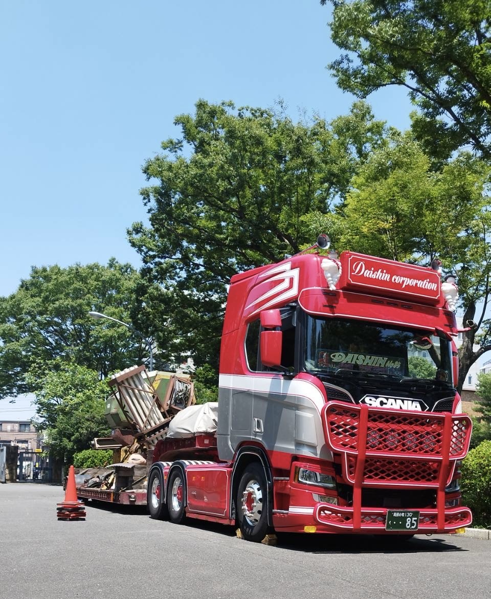 4retokyo's tweet image. Dreaming of Robots and Truck.
#MegaBots #Amanssenseofadventure #robotics #robot #giantrobot #mechas #pilot #scania #truck