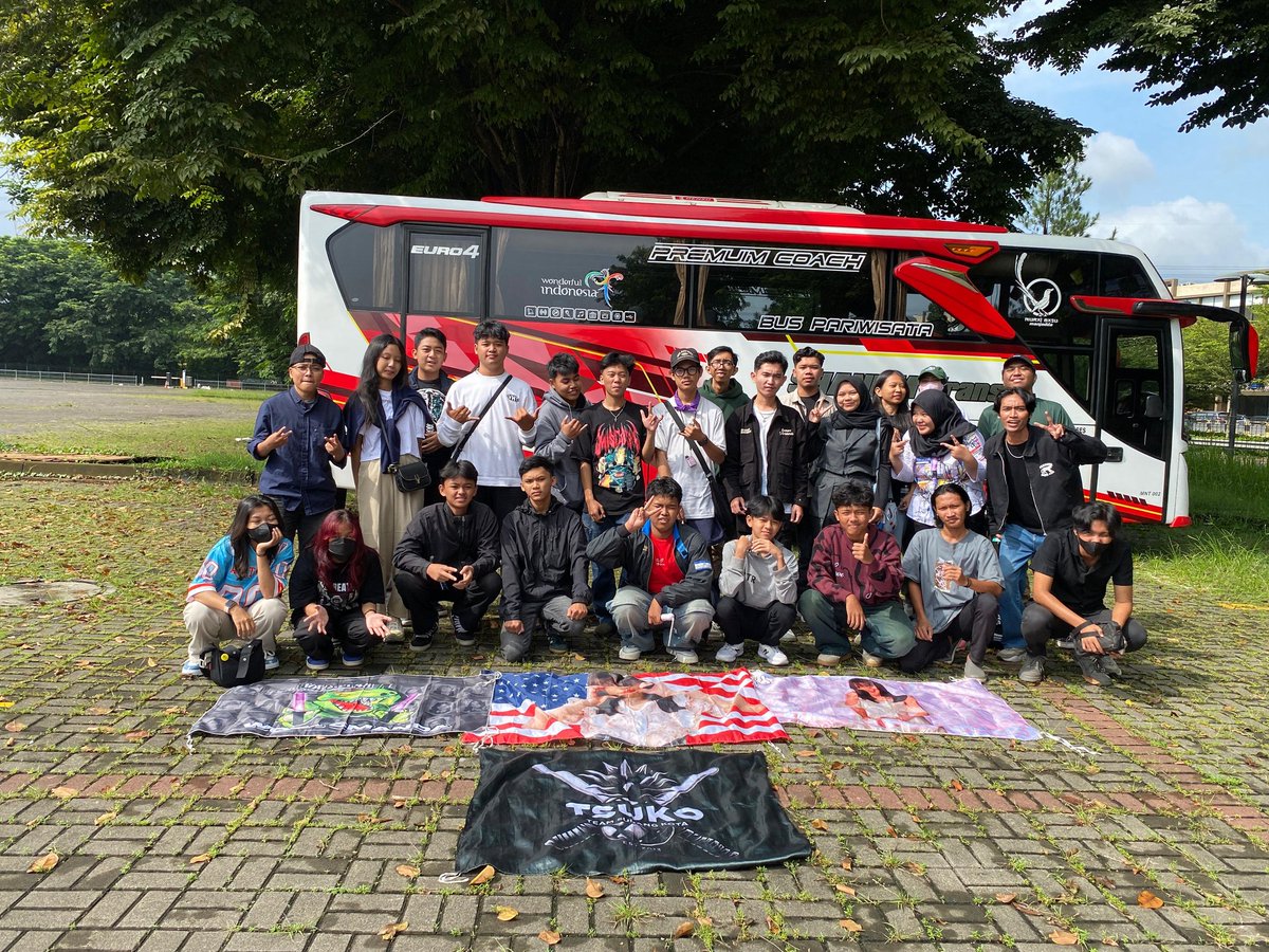 tsuko48's tweet photo. Sekian dan terimakasih. Selamat beristirahat adick adick see u event selanjutnya🤘 https://t.co/AwtNOs8oG0