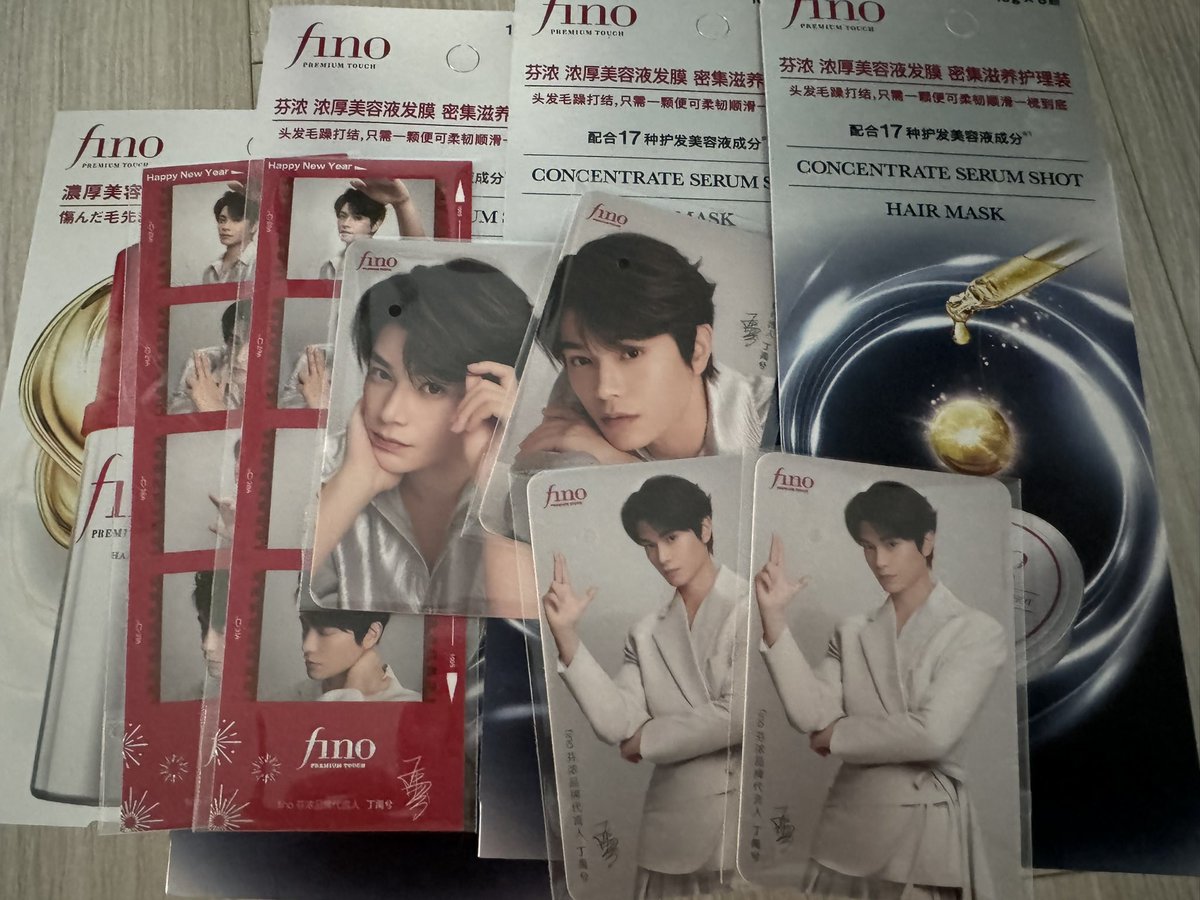 lyj_9's tweet photo. 딩위시 정우혜 dingyuxi 공식 굿즈 양도 판매

탱글티저 포토카드 포카 7장 4만원 

피노 인생네컷2장+포카 4장

일괄 구매시 7.5 

배송비 별도, 준등기/반택/일반택배 가능 https://t.co/3CQfyiFiiu