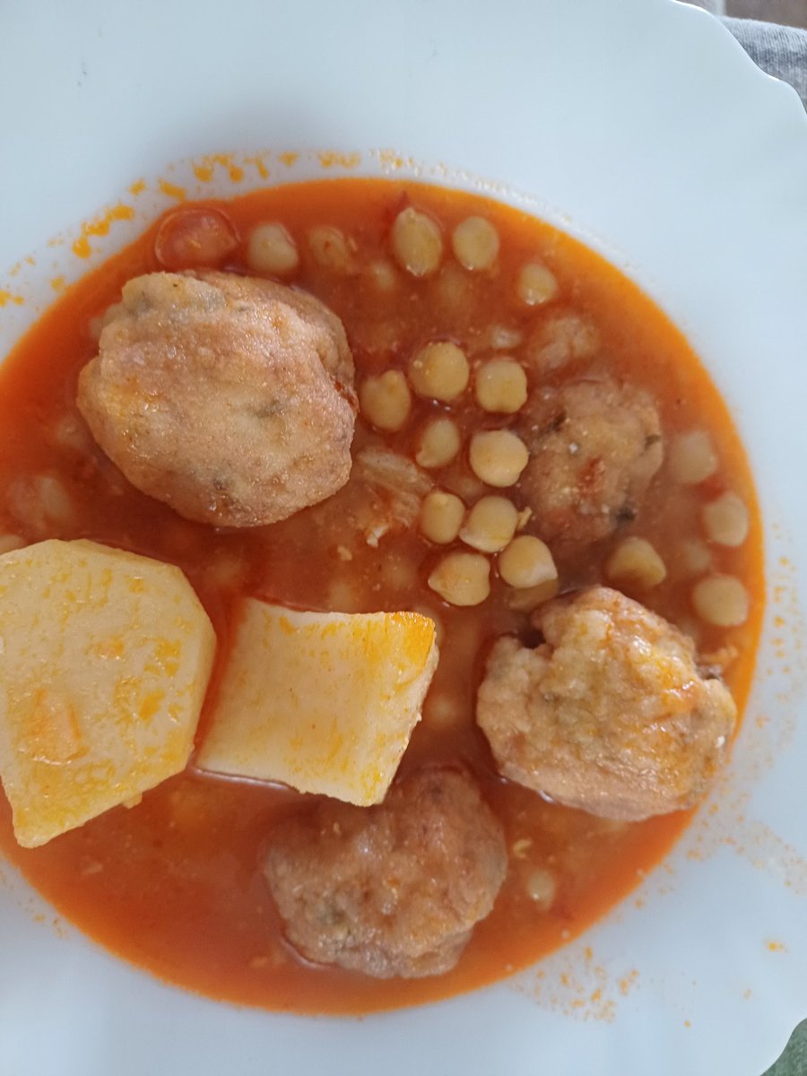 RAICESMURCIANAS's tweet photo. Aquí os dejo un enlace con recetas murcianas.Hay que mantener nuestras tradiciones para preservarlas. Su difusión permite conocerlas a los jóvenes para su perduracion en el tiempo https://t.co/yrNHxY4Jay… https://t.co/DT9GQJfR45