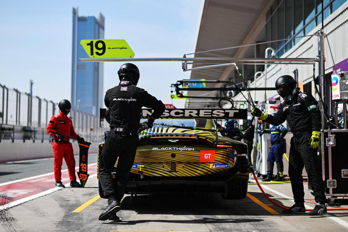 Race day ✌️ of the weekend.

It’s shaping up to be another busy 4 hours 😮‍💨 Starting on the second row, and looking to build on the strong pace and battling from yesterday ⚔️ 

📲 youtube.com/live/6b-WUaHIZ…

Race starts at 14.10 🇦🇪/ 10.10 🇬🇧 🏴󠁧󠁢󠁳󠁣󠁴󠁿

#alms #asianlemans #astonmartin