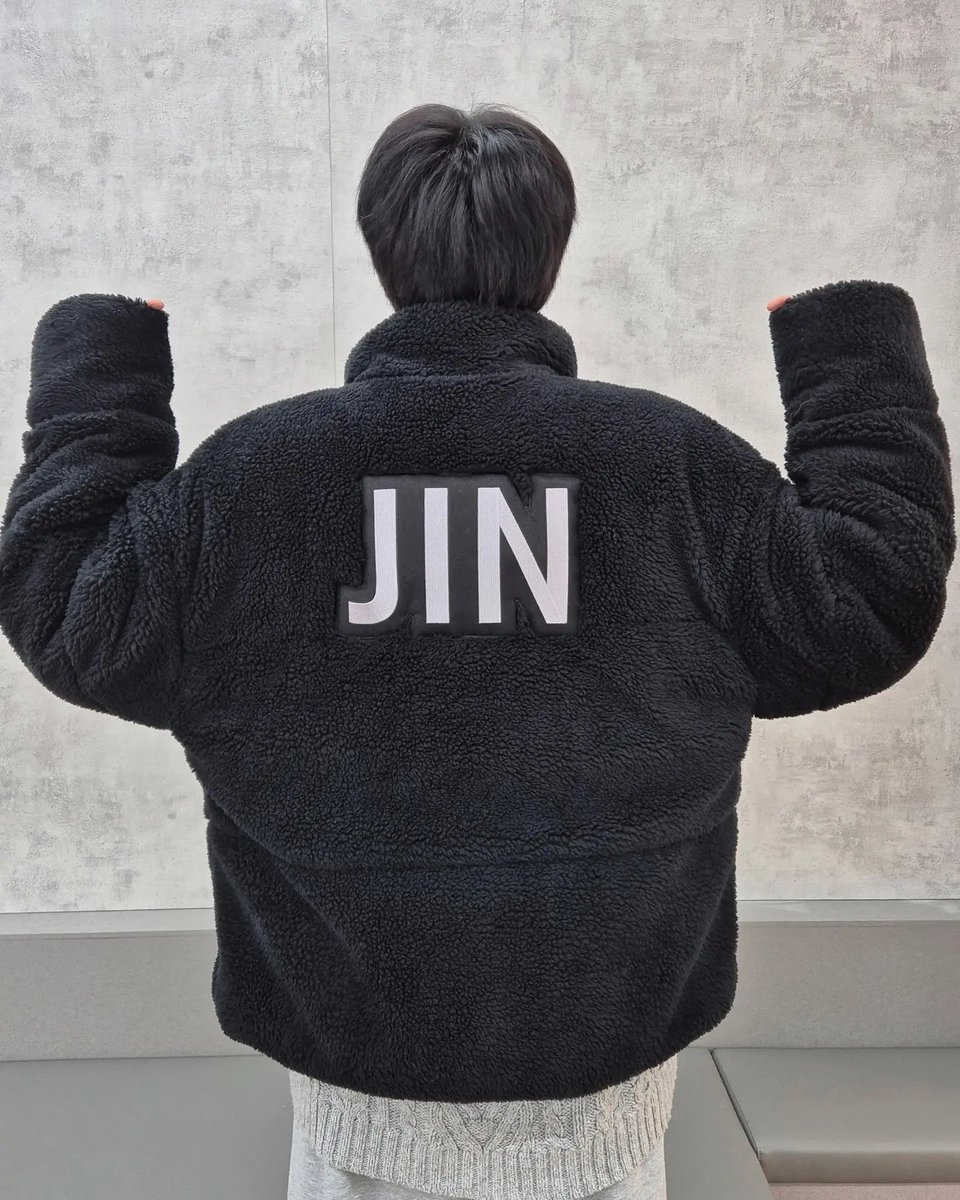 seokjinfile's tweet image. JIN ON INSTAGRAM