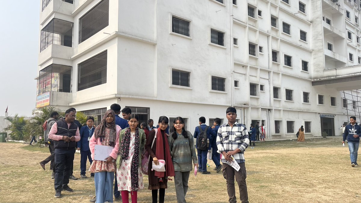 AkbarClasses's tweet image. AKBAR CLASSES at SOF NSO &amp;amp; IMO Level 2! 🎯

Our students successfully appeared for the NSO &amp;amp; IMO Level 2 at Sahara Advanced World School, Purnea! 🌟

Proud of their hard work and dedication. Wishing them success in this journey!

#AKBARCLASSES #NSOLevel2 #IMOLevel2