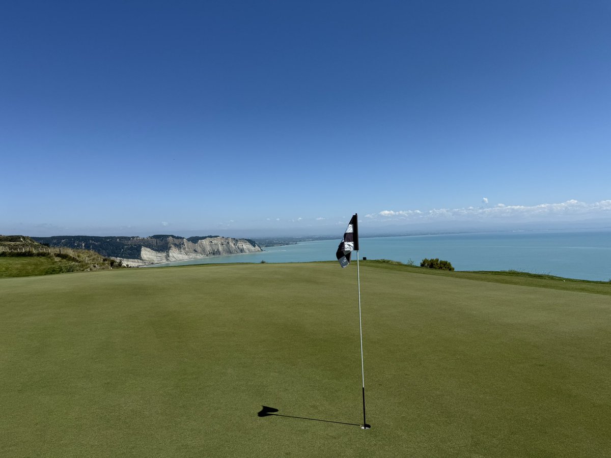 golf course enthusiast tweet media