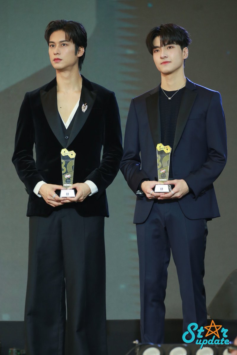webstarupdate's tweet photo. แสดงความยินดีกับ #ออกัสวชิรวิชญ์ และ #แม็คณัฐพัชร์ กับรางวัล #JAPANEXPOTHAILANDAWARD2025 สาขานักแสดงหน้าใหม่จากซีรีส์ยอดนิยมในประเทศญี่ปุ่น

#JAPANEXPOTHAILAND2025 
#Augustvachiravit #nattapatmac 
#Augustmac https://t.co/WhD5Hcr8Xm