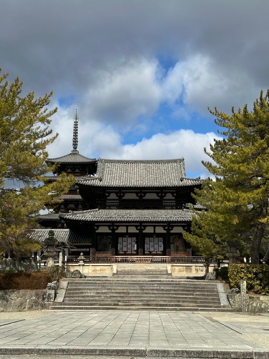 eleg_1's tweet photo. 昨日は奈良の法隆寺に https://t.co/1A8haDqILR