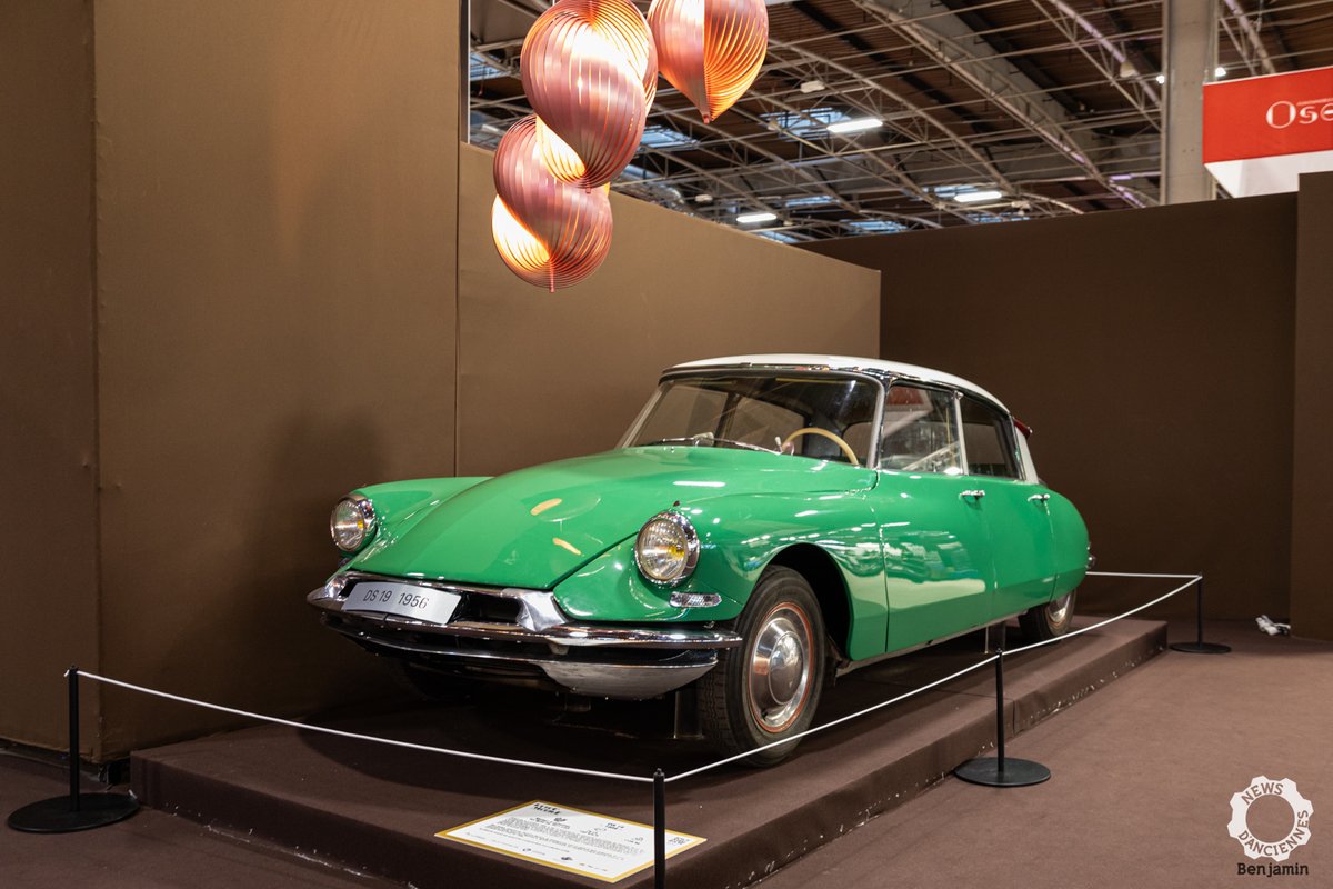 Dernier jour, l'occasion de se replonger dans Rétromobile en 📸. On commence avec un tour des expositions thématiques avec les DS, les F1 et les Kégresse.
Tous nos articles sur le salon 👇
newsdanciennes.com/tag/retromobil…
