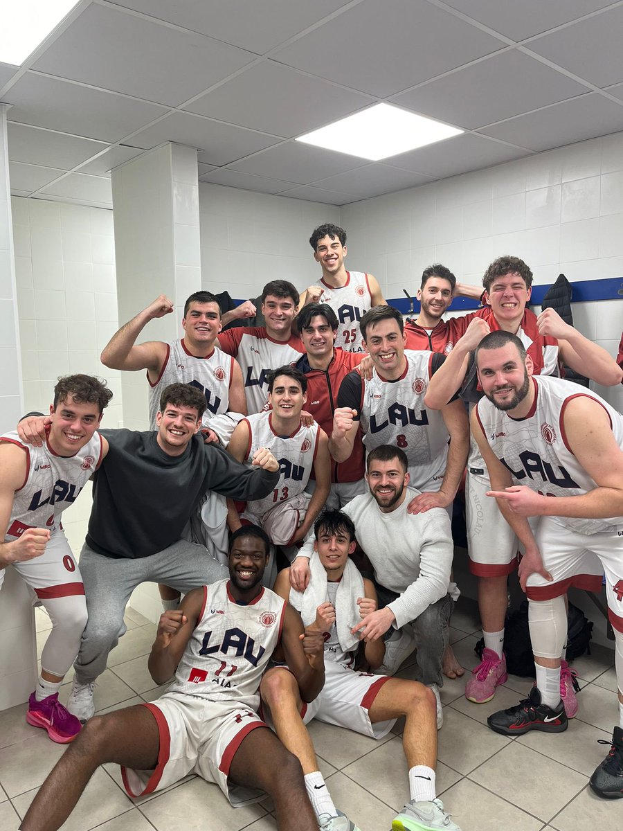 CESantNicolau's tweet photo. 🏀⛹️🏻‍♂️ RESULTATS | @AEMinguella 68 - @SalasPlushabit SÈNIOR A MASCULÍ 73
📝 Victòria de caràcter en un partit on hem hagut de superar moltes adversitats. L' equip ha demostrat la pasta de la que estan fets. Seguim💪🏻 https://t.co/HiGXbuOsKc