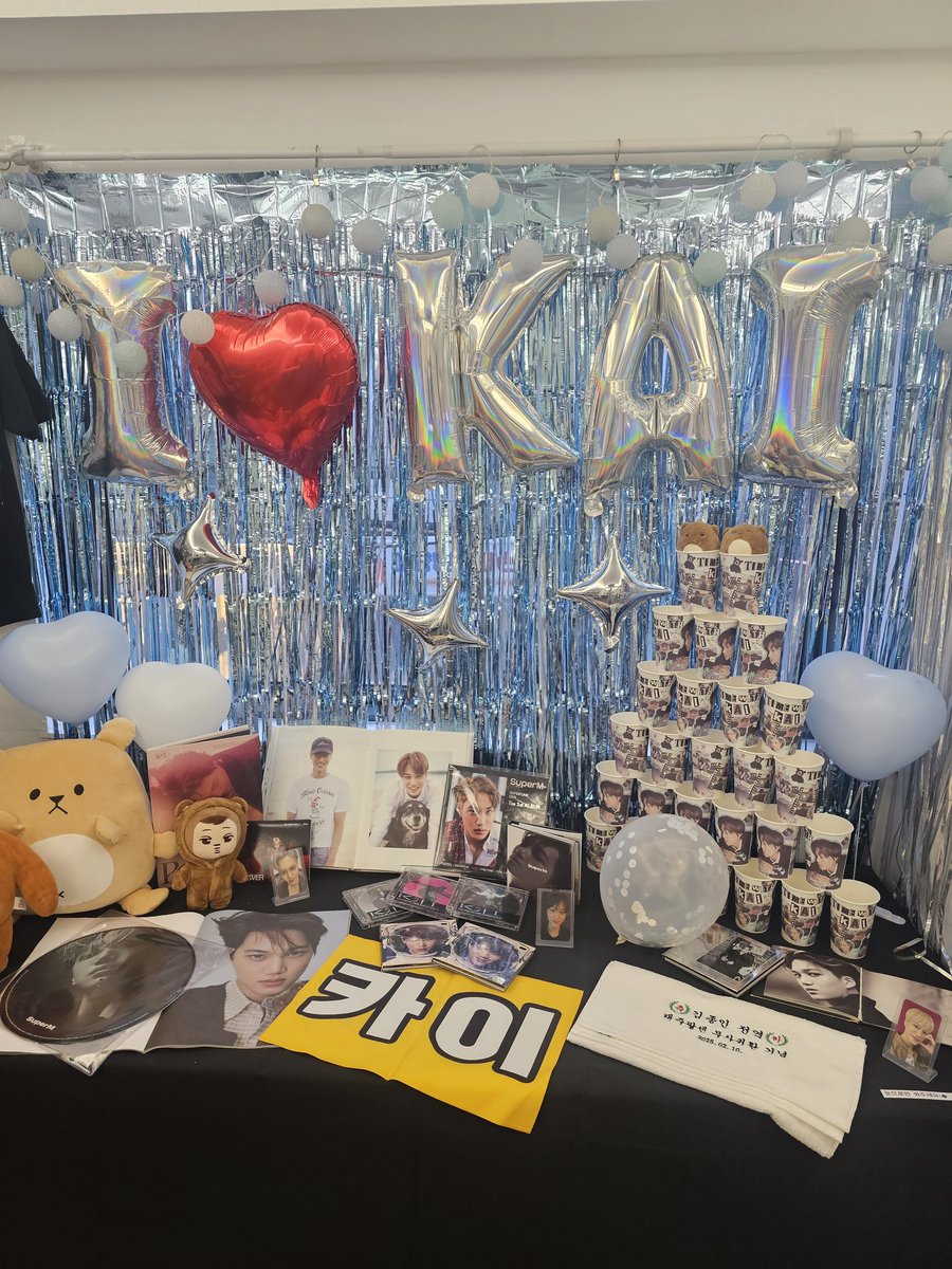 #Time_With_KAI
#종인이_소집_잠금해제
Had a great time at the café event ❤️