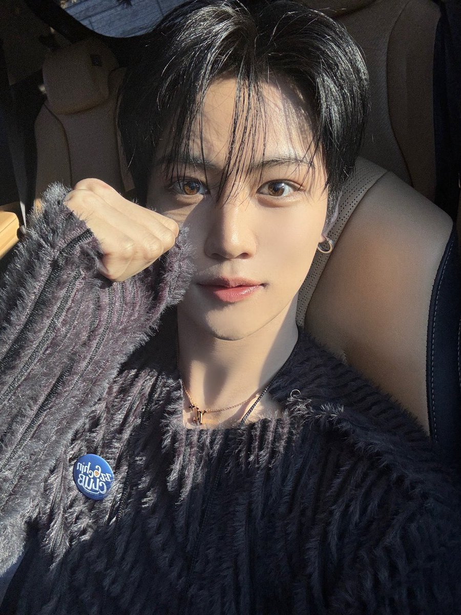 LUN8_members's tweet photo. [#이안]
너무 소중한 기억을 담아 갑니다 
선배님 감사합니다🫶

#루네이트 #LUN8 #TheWayfarer https://t.co/x60HksQyOR