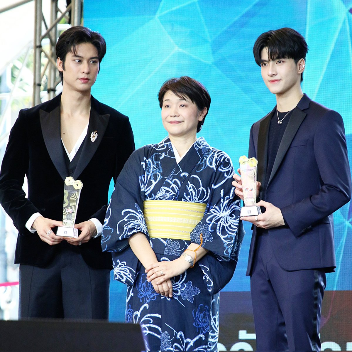 hubboyslove's tweet photo. 🏆 #AugustMac ganharam o prêmio de ‘Atores Novatos de Séries Mais Populares’ no Japan Expo Thailand 2025.

#Augustvachiravit #nattapatmac
#JapanExpoThailandAward2025 https://t.co/3ZAdHnqpxN