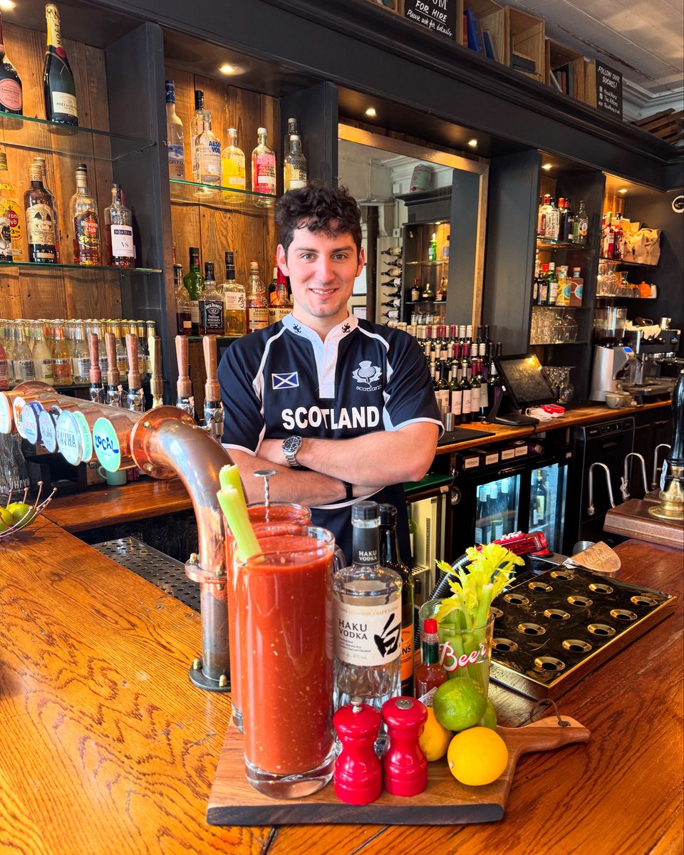 The Althorp tweet media