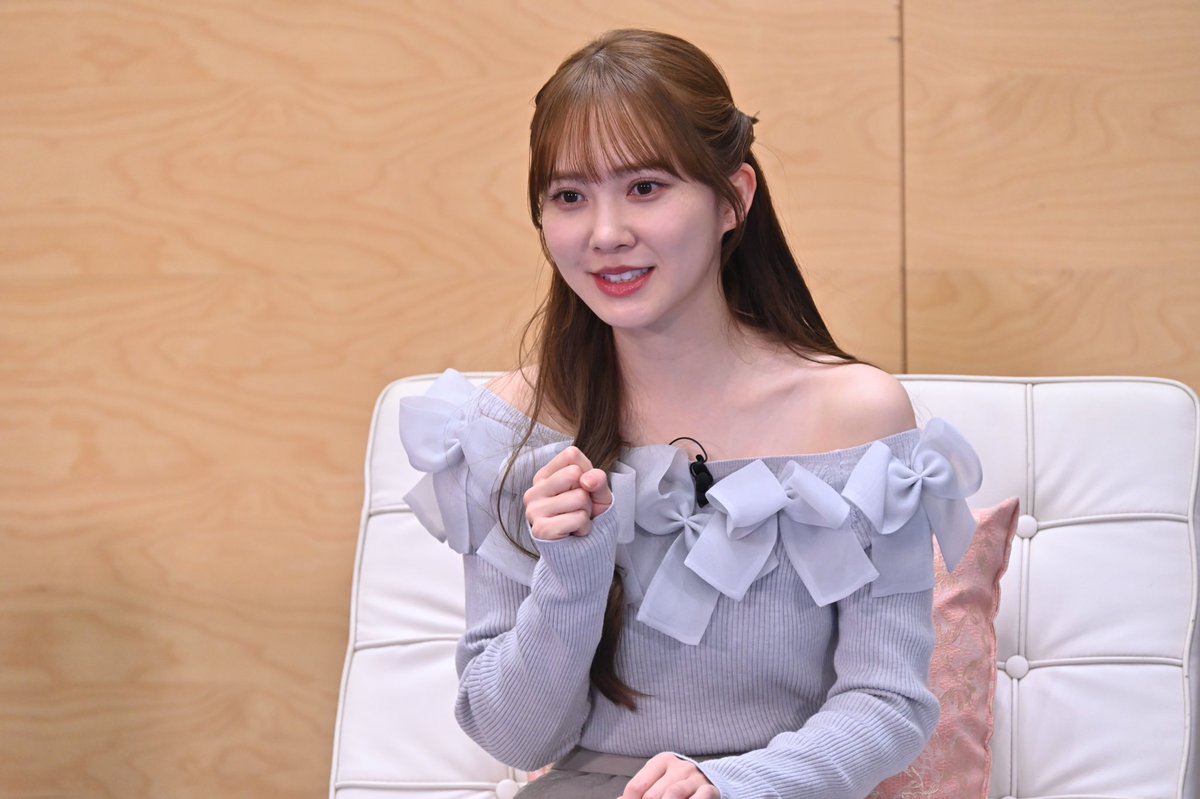 🩶#加藤史帆 ちゃん着用 □ Mystrada リボンボートネックニット 切替