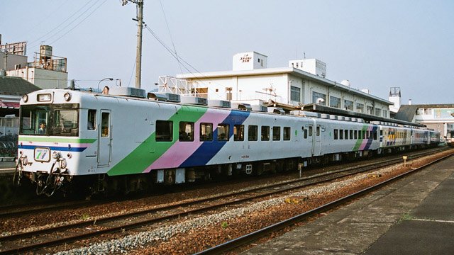 n_ochimusha1's tweet image. キロ29の日ということで、今日ははキロ29が2両写ってる写真を上げてみる。
手前からふれあいパル（キロ29 504、キロ59 507）、ふれあいSUN-IN（キロ59 505）、ほのぼのSUN-IN（キロ59 551、キロ29 551）