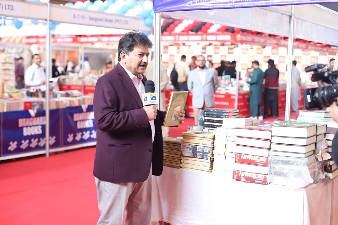 TheLIBF's tweet photo. We are thankful to @HamidMirPAK for visiting and endorsing the event. We hope to have your presence at #LIBF in the coming years https://t.co/Fi2hWgrpyY