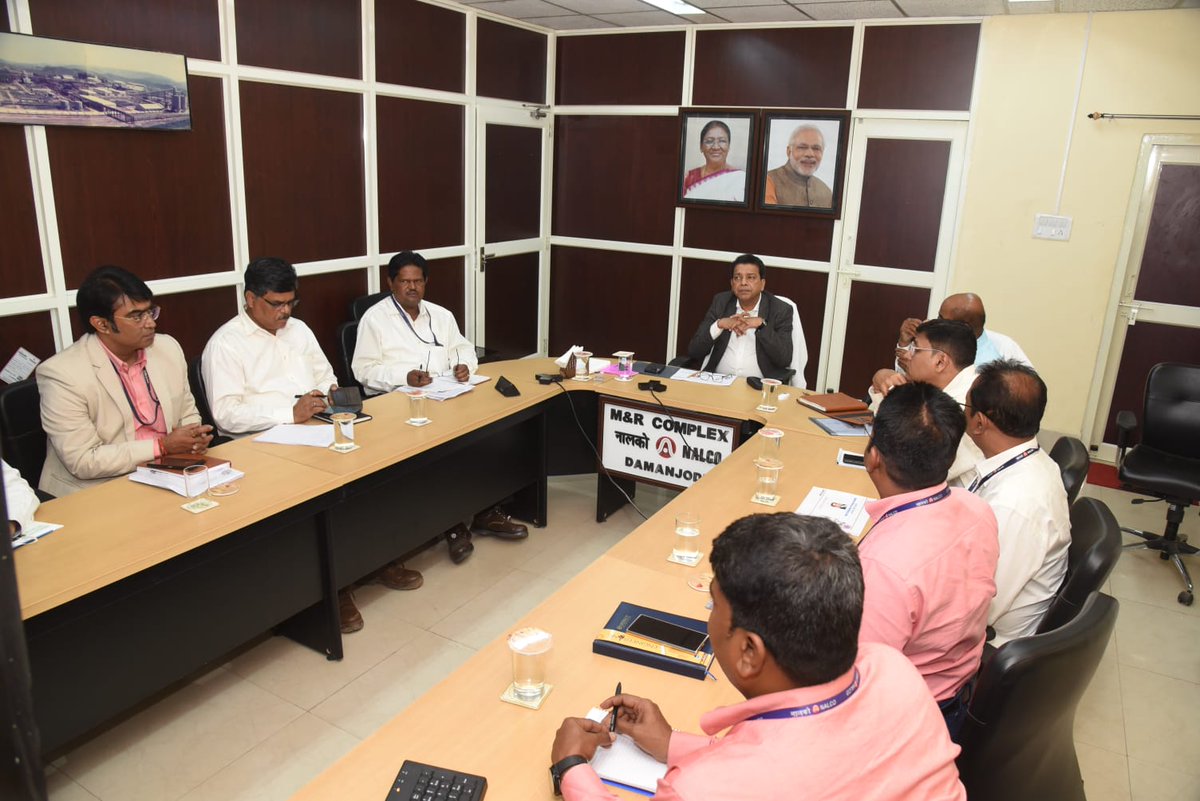 NALCO_India's tweet photo. During his visit to the M&R Complex, #Koraput, @CMDNALCO Shri Brijendra Pratap Singh reviewed ongoing projects, including EPG works, and held meetings to accelerate timely project completion. He also provided guidance to enhance production and productivity. @kishanreddybjp @satishdubeyy @MinesMinIndia #BauxiteMining #Alumina #Aluminum