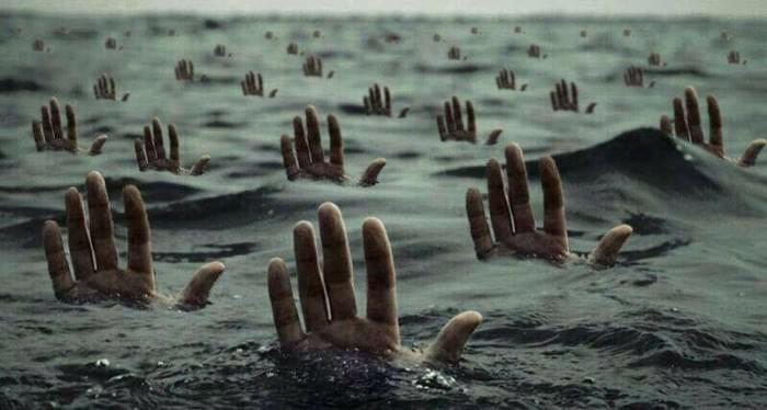 نعيش الآن في زمنٍ كثُر فيه الغرقى .. فاجعلنا من الناجين يا الله 🙏